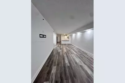 5091 NW 7th St #109, Miami, FL 33126 - Photo 3