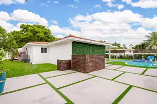 1040 N Royal Poinciana Blvd, Miami Springs, FL 33166 - Photo 25