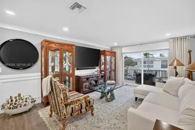 6471 Bay Club Dr #3, Fort Lauderdale, FL 33308 - Photo 17