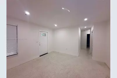 3400 SW 17th St #3402, Miami, FL 33145 - Photo 9