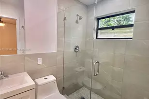 3400 SW 17th St, Miami, FL 33145 - Photo 11