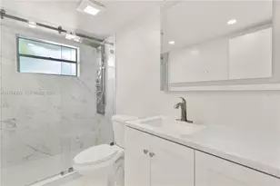8320 Sands Point Blvd, Tamarac, FL 33321 - Photo 17
