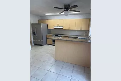 3920 Woodside Dr #5, Coral Springs, FL 33065 - Photo 3