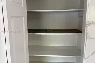 3920 Woodside Dr, Coral Springs, FL 33065 - Photo 11