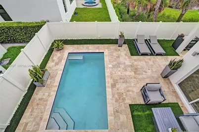 9995 NW 75th St, Doral, FL 33178 - Photo 53