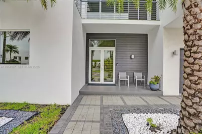 9995 NW 75th St, Doral, FL 33178 - Photo 5