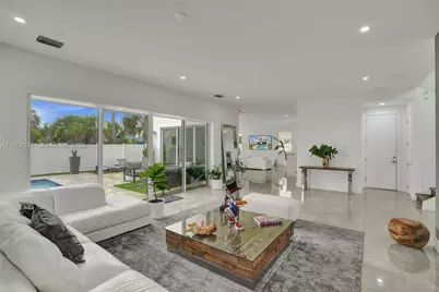 9995 NW 75th St, Doral, FL 33178 - Photo 17