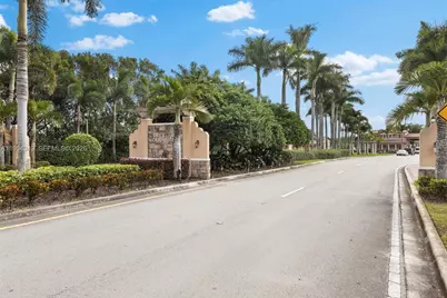 807 SW 147th Ave #1402, Pembroke Pines, FL 33027 - Photo 25