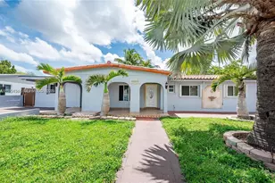 11950 SW 182nd Terrace, Miami, FL 33177 - Photo 1