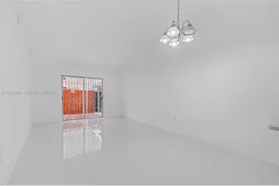 11522 NW 4th Way, Sweetwater, FL 33172 - Photo 3