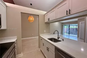 2550 N Nob Hill Rd, Sunrise, FL 33322 - Photo 3