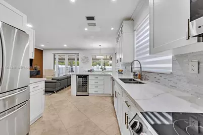 773 SW 120th Ave #0, Pembroke Pines, FL 33025 - Photo 39