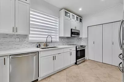 773 SW 120th Ave #0, Pembroke Pines, FL 33025 - Photo 31