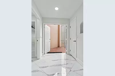 6357 Brava Way, Boca Raton, FL 33433 - Photo 5