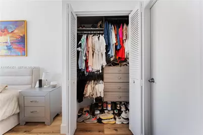 253 NE 2nd St #4304, Miami, FL 33132 - Photo 15