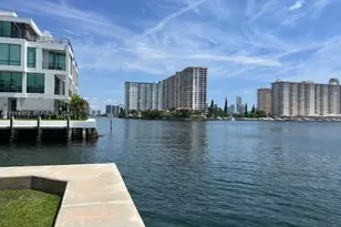 3923 NE 166th St, North Miami Beach, FL 33160 - Photo 7