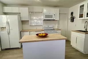 2433 NW 20th St, Fort Lauderdale, FL 33311 - Photo 15