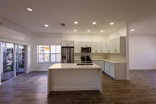 825 Tanglewood Cir, Weston, FL 33327 - Photo 11