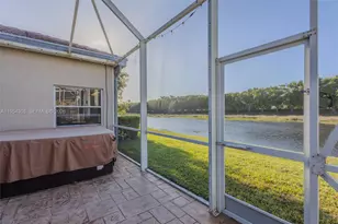 825 Tanglewood Cir, Weston, FL 33327 - Photo 29