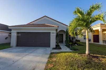 825 Tanglewood Cir, Weston, FL 33327 - Photo 3