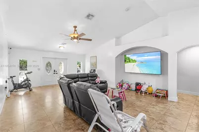 539 Summit Ave S, Lehigh Acres, FL 33974 - Photo 11