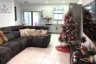 470 NE 12th St, Florida City, FL 33034 - Photo 7