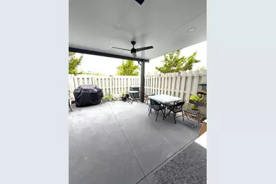 470 NE 12th St, Florida City, FL 33034 - Photo 27