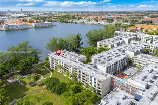 10000 NW 80th Ct, Hialeah, FL 33016 - Photo 23