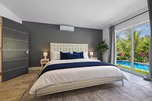 1041 NW 73rd St, Miami, FL 33150 - Photo 9