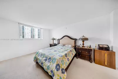 19370 Collins Ave #502, Sunny Isles Beach, FL 33160 - Photo 23