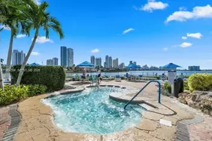 19195 NE 36th Ct, Aventura, FL 33180 - Photo 1