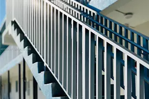 1560 NW 1st Ct, Miami, FL 33136 - Photo 3