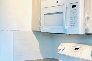 1560 NW 1st Ct, Miami, FL 33136 - Photo 1