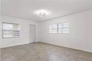 850 SW 133rd Terrace, Pembroke Pines, FL 33027 - Photo 9