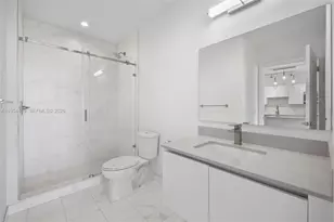 101 Diplomat Pkwy, Hallandale Beach, FL 33009 - Photo 29