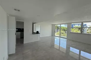 16546 NE 26th Ave, North Miami Beach, FL 33160 - Photo 5