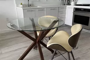 45 SW 9th St, Miami, FL 33130 - Photo 5