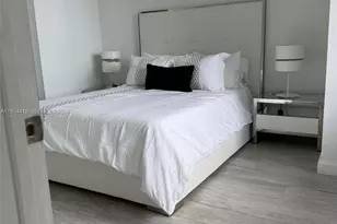 45 SW 9th St, Miami, FL 33130 - Photo 11