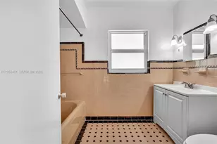 1524 Biarritz Dr, Miami Beach, FL 33141 - Photo 33