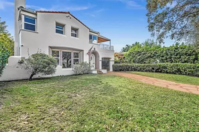 1524 Biarritz Dr, Miami Beach, FL 33141 - Photo 3