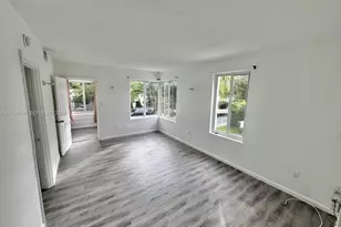 555 NE 70th St, Miami, FL 33138 - Photo 5