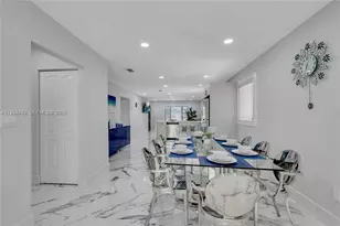 895 W 39th Pl, Hialeah, FL 33012 - Photo 9