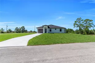 110-1112 Eisenhower Blvd, Lehigh Acres, FL 33974 - Photo 5