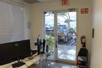 [Address not provided], Pompano Beach, FL 33069 - Photo 3