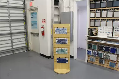 [Address not provided], Pompano Beach, FL 33069 - Photo 31