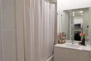 10229 NW 64th Terrace, Doral, FL 33178 - Photo 13