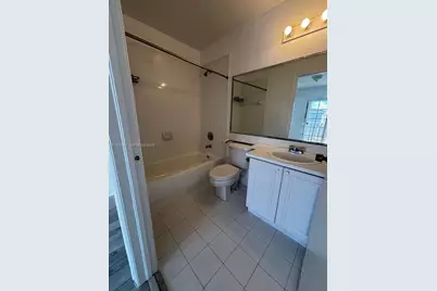 5200 NW 109th Ave #5, Doral, FL 33178 - Photo 9