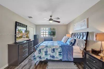 7717 Paddock Pl, Davie, FL 33328 - Photo 21