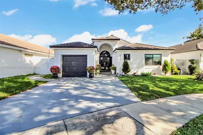 15113 NW 91st Ct, Miami Lakes, FL 33018 - Photo 5