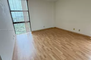 20379 W Country Club Dr, Aventura, FL 33180 - Photo 13